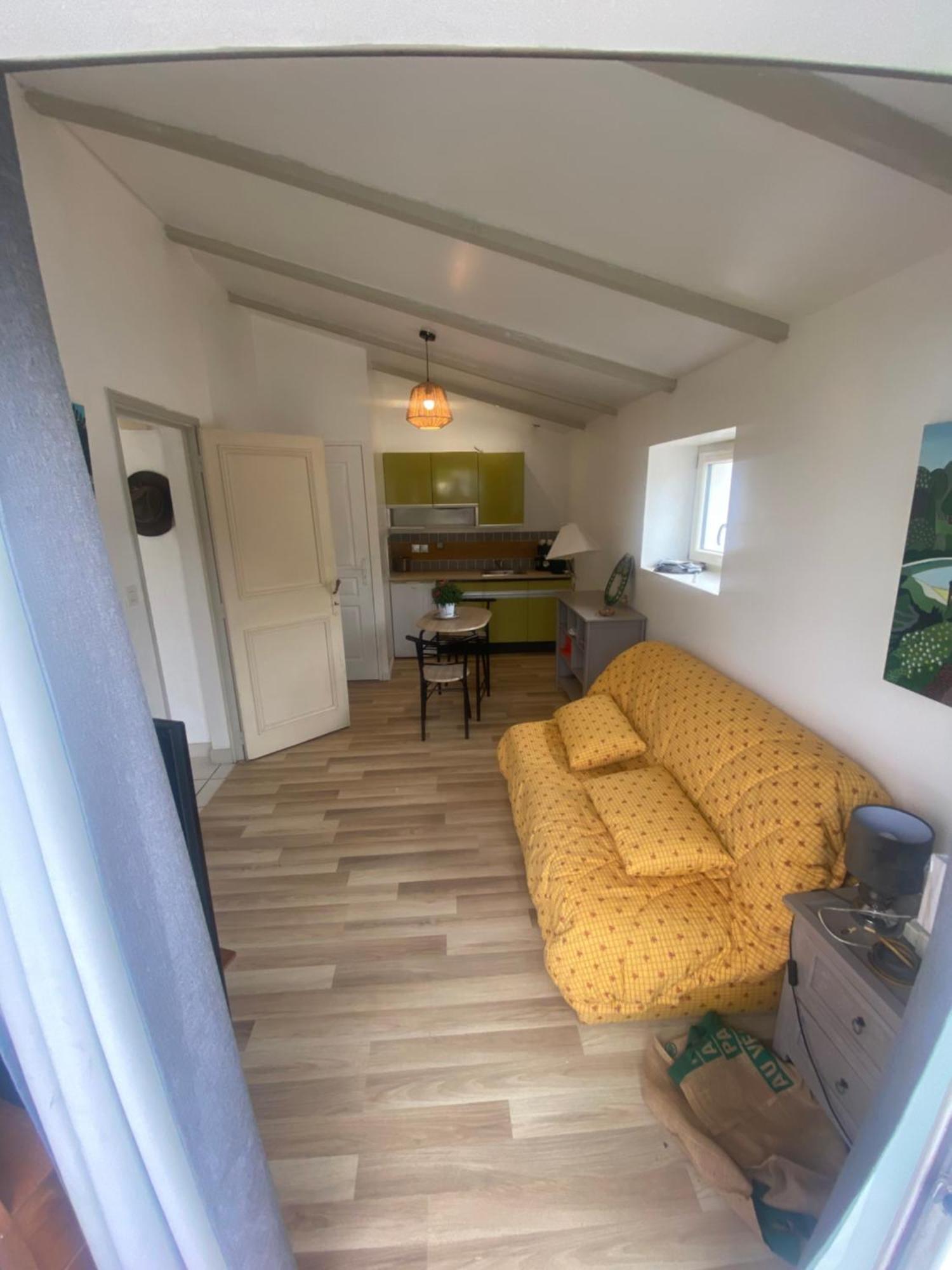 Petit Appartement Saint-Xandre Екстер'єр фото